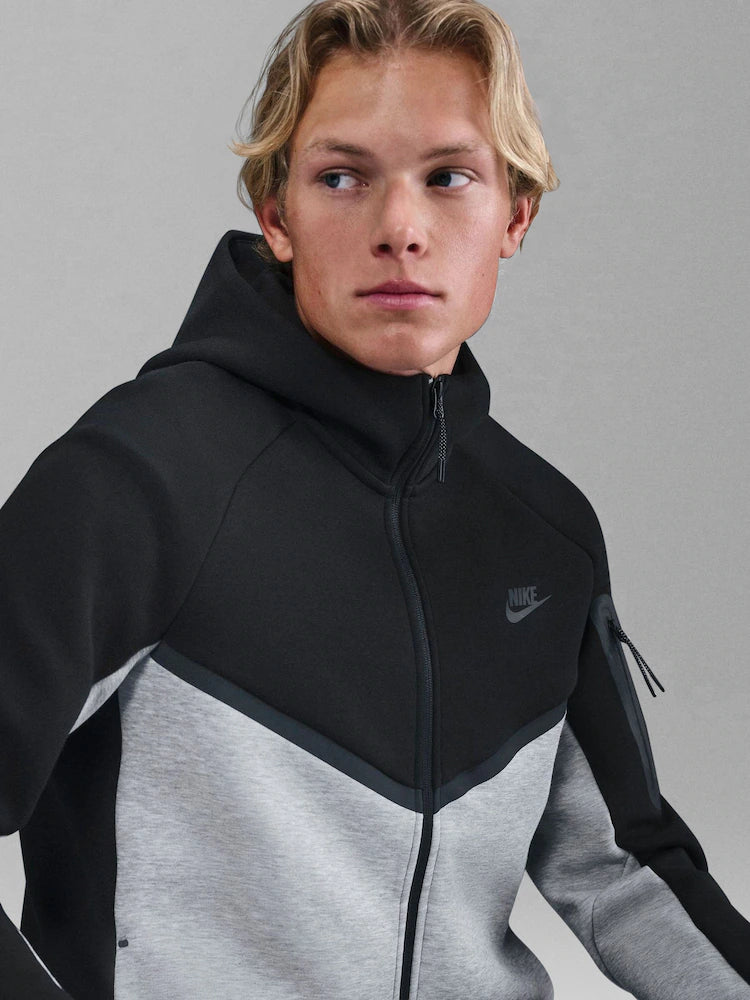 Tech Fleece